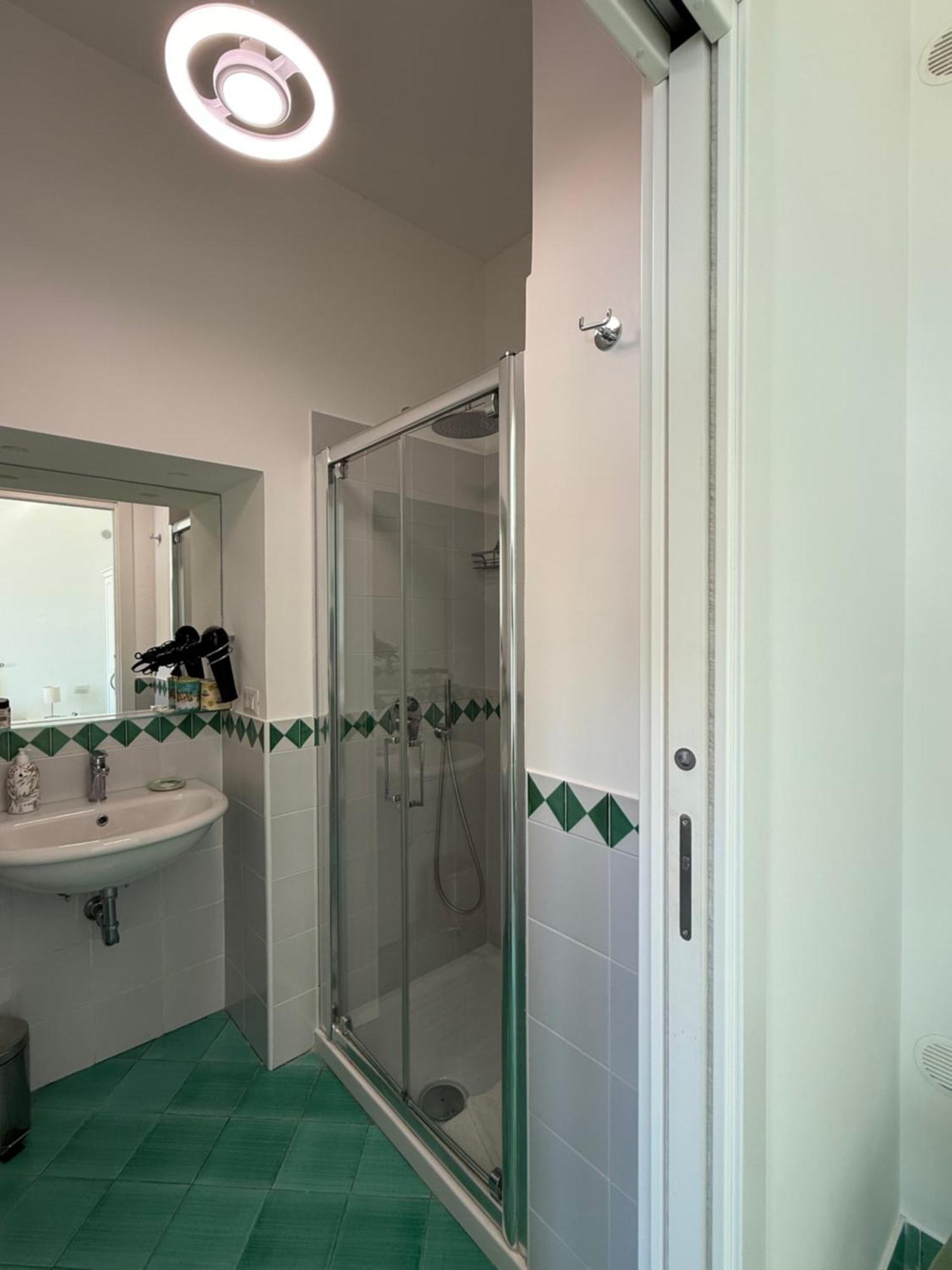 Вилла Casa Gabriella - Amalfi Coast - Free Parking - Full Sea View Виетри Экстерьер фото
