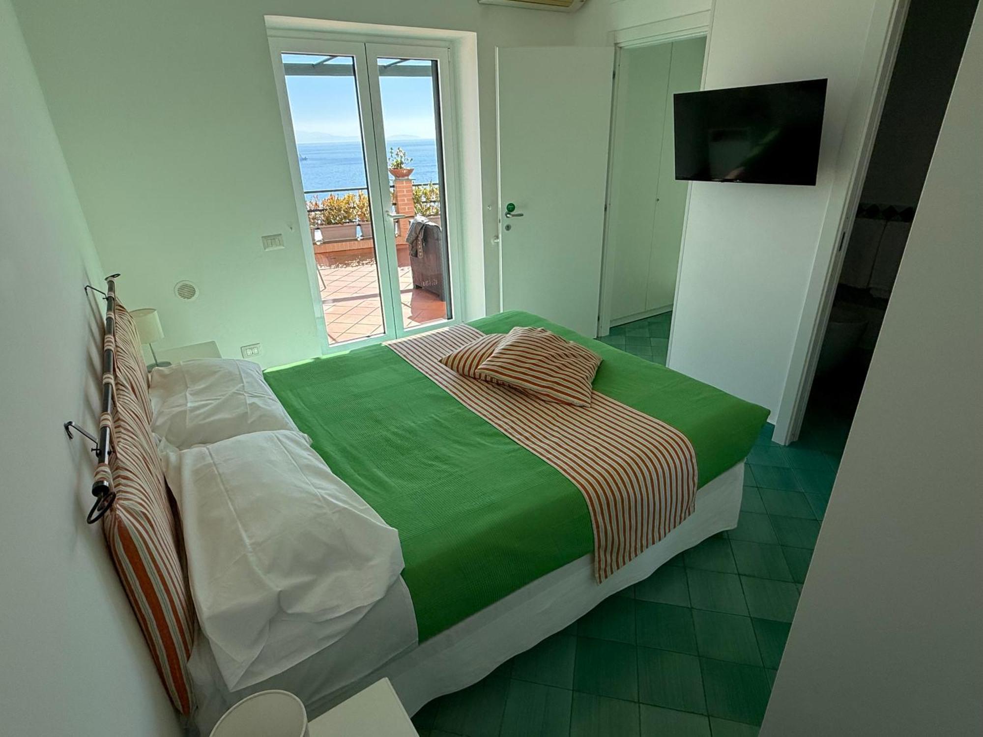 Вилла Casa Gabriella - Amalfi Coast - Free Parking - Full Sea View Виетри Экстерьер фото